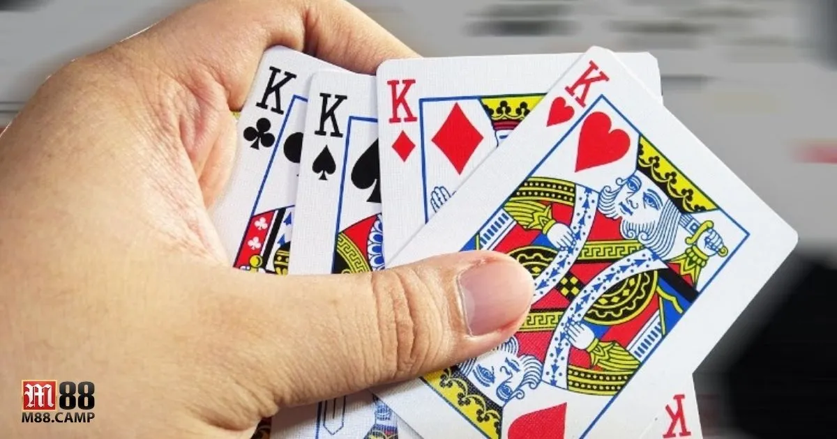 Luật Chơi Poker M88 - Cách Cơ Bản Dành Cho Người Mới 4 Khi nào nên bluff (cược láo) để tạo lợi thế?